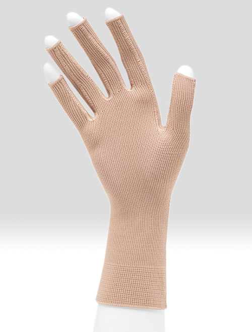 Soft Seamless Compression Gloves & Gauntlets