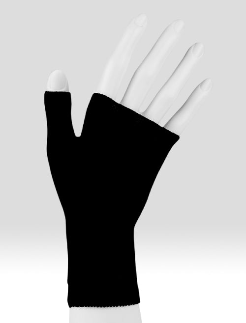 Seamless Compression Gloves & Gauntlets